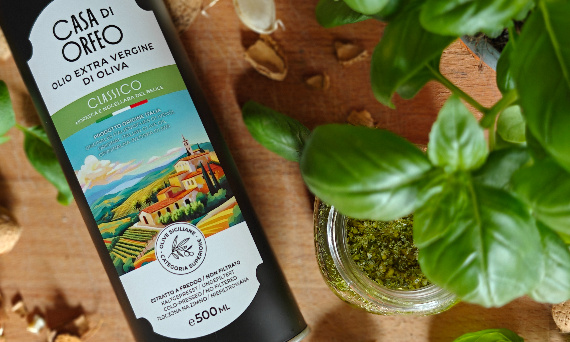 KLASYKA W INNEJ ODSŁONIE, CZYLI PESTO BAZYLIOWO-MIGDAŁOWE